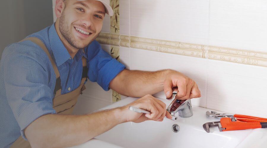 Kitchen Faucet Repair Service in Hurst, IL
